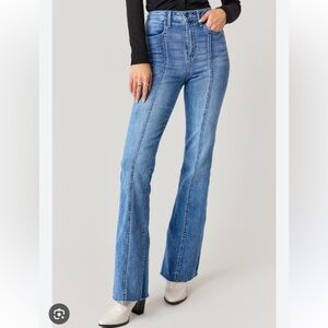 Front split seam denim flare jean
